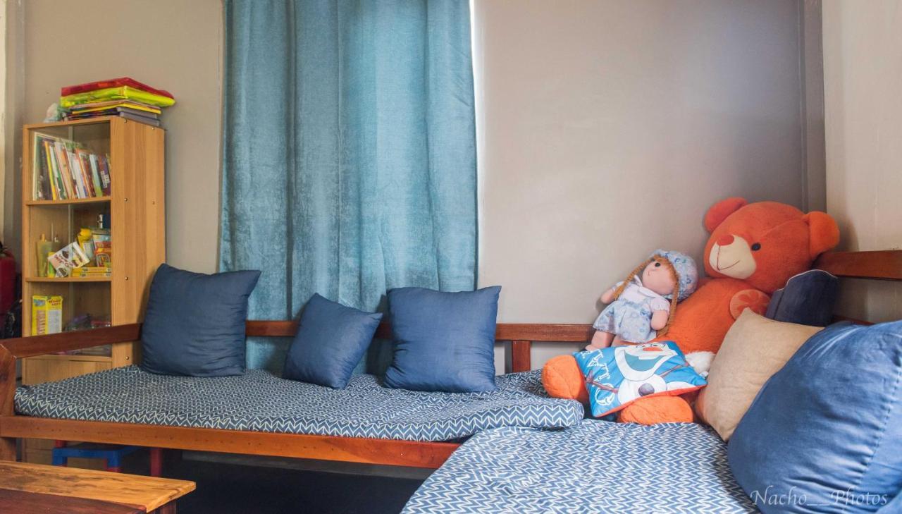 Footprints Homestay (Adults Only) General Luna  Exterior photo