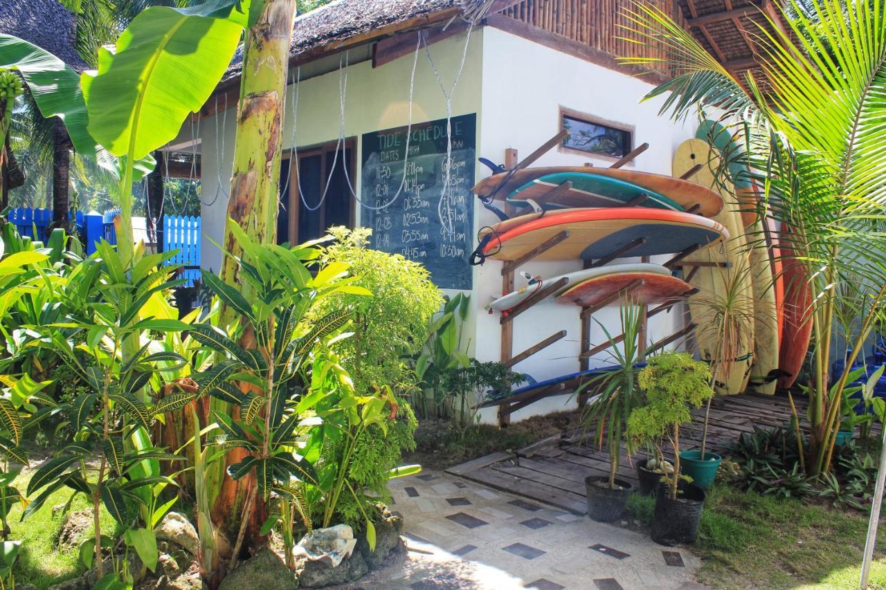 Footprints Homestay (Adults Only) General Luna  Exterior photo