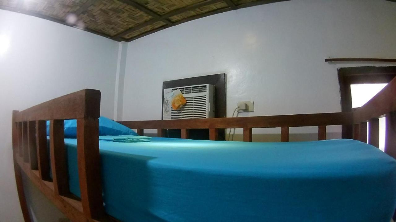 Footprints Homestay (Adults Only) General Luna  Exterior photo