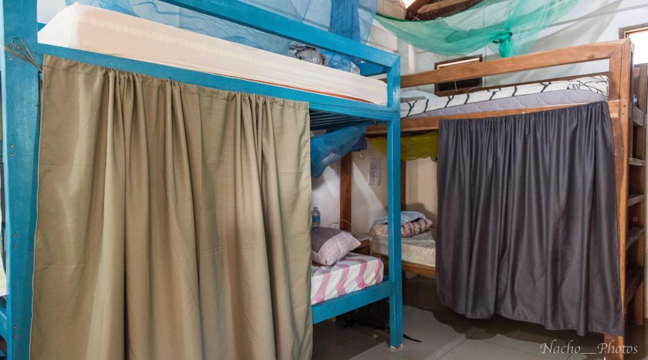 Footprints Homestay (Adults Only) General Luna  Exterior photo